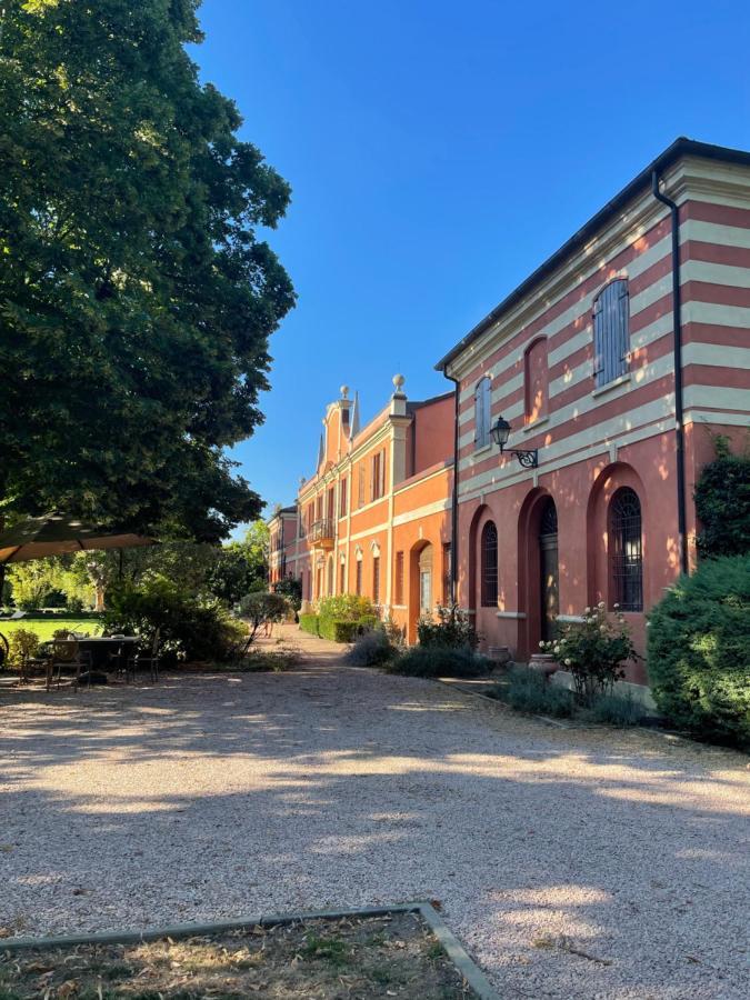 Villa Contessa Massari Ferrara Luaran gambar