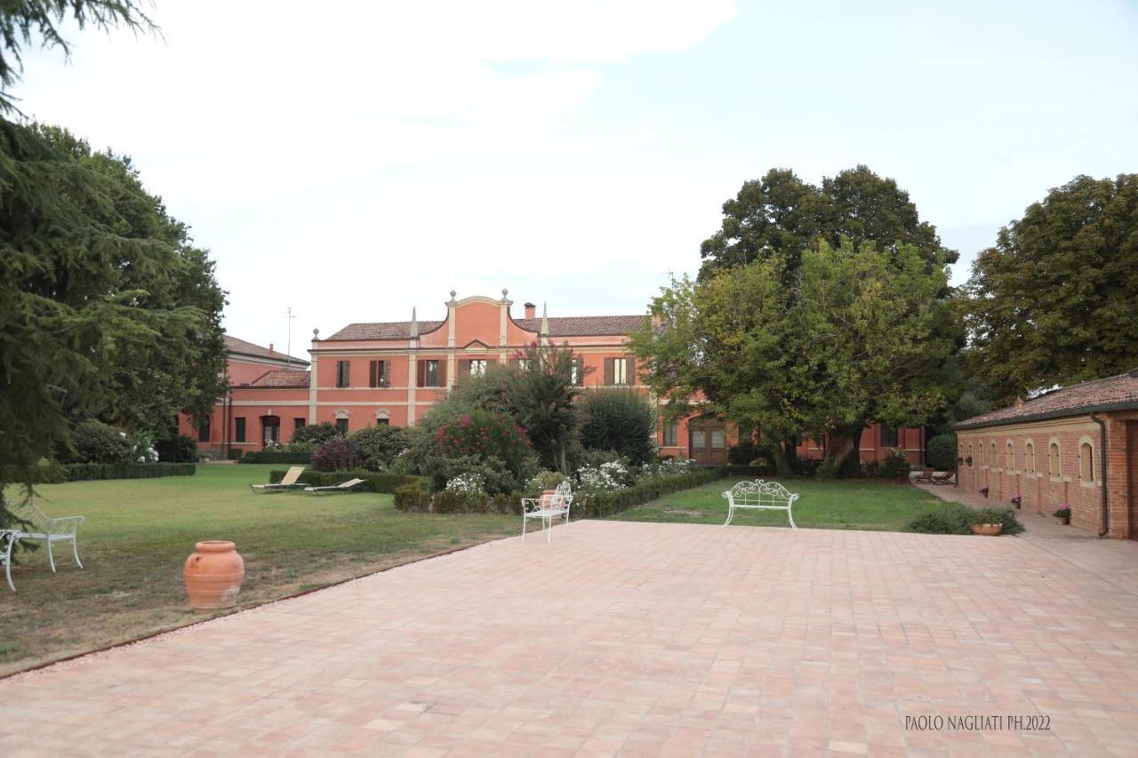 Villa Contessa Massari Ferrara Luaran gambar